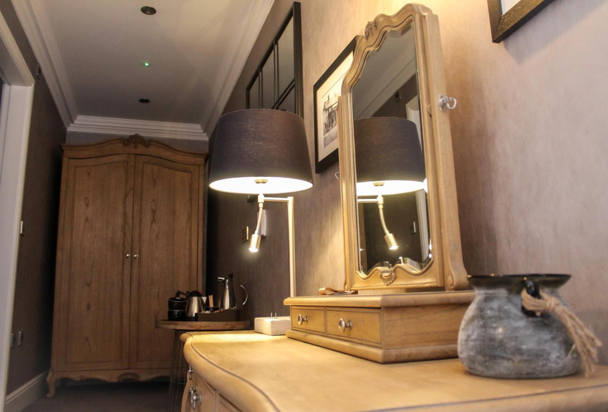 Stay On The High Street Tarporley Buitenkant foto